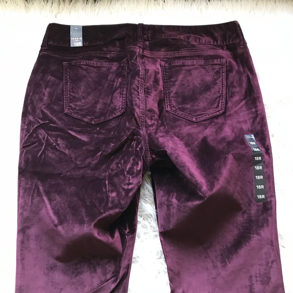 🆕TORRID‎ JEGGING - STRETCH VELVET BURGUNDY PURPLE - Picture 14 of 16